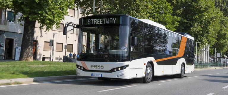 Autobus IVECO STREETWAY